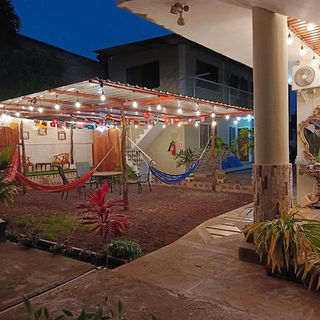 Teresita'S House Suites Con Cocina Privada ปูแอร์โต บาเกริโซ โมเรโน ภายนอก รูปภาพ