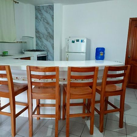 Teresita'S House Suites Con Cocina Privada ปูแอร์โต บาเกริโซ โมเรโน ภายนอก รูปภาพ