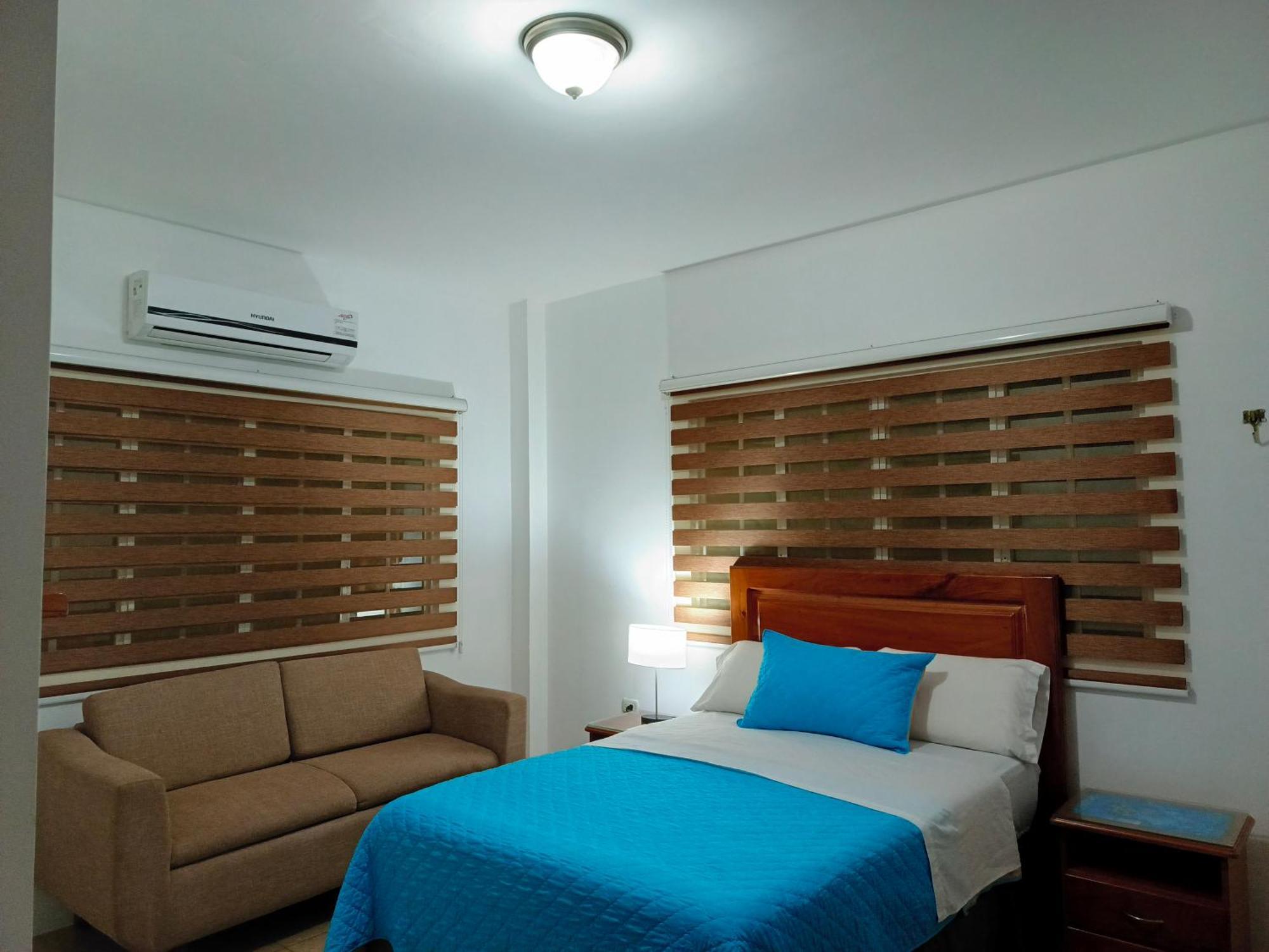 Teresita'S House Suites Con Cocina Privada ปูแอร์โต บาเกริโซ โมเรโน ภายนอก รูปภาพ