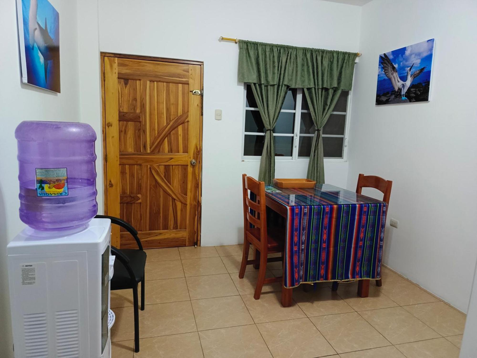 Teresita'S House Suites Con Cocina Privada ปูแอร์โต บาเกริโซ โมเรโน ภายนอก รูปภาพ